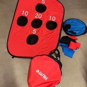 Pop up corn hole game NWT